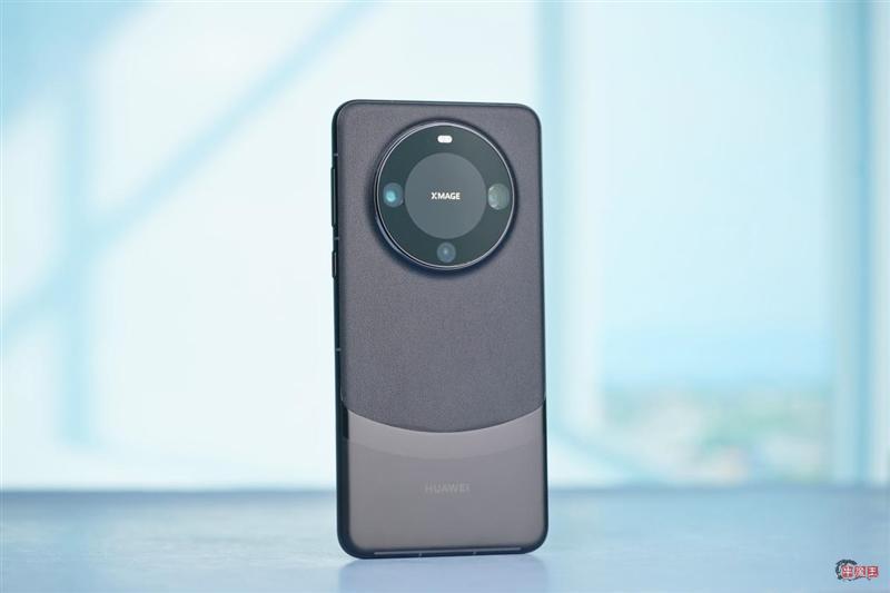 三年等待 造就国产最强超大杯!华为自主旗舰Mate 60 Pro+全面评测-牛魔博客 三年等待 造就国产最强超大杯!华为自主旗舰Mate 60 Pro+全面评测-牛魔博客